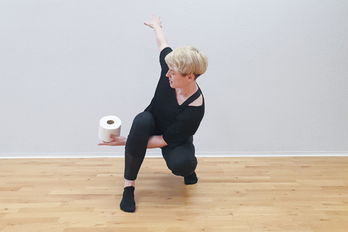 WC-Aequilibristik – Knee Catch